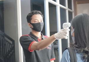 RedDoorz Plus @ Thamrin