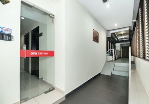 OYO 89965 Stay Inn Ii