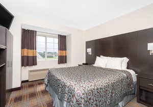 Days Inn by Wyndham Faribault