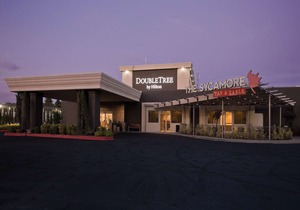 DoubleTree by Hilton Chico