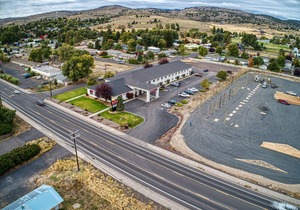 Rory & Ryan Inn