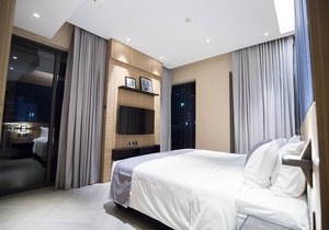 One Residence Hotel & Apartment