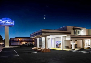 Travelodge by Wyndham Colorado Springs Airport/Peterson AFB