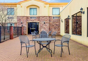 La Quinta Inn by Wyndham West Long Branch