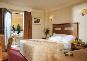 Tara Hotel