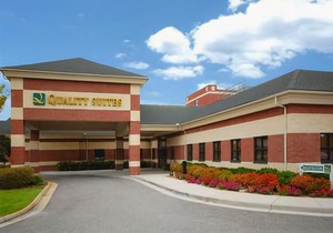 Quality Suites Lake Wright Norfolk Airport