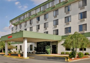 Clarion Hotel Somerset - New Brunswick