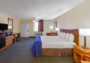Days Inn by Wyndham Natchitoches