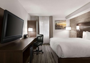 Days Inn by Wyndham Kingston