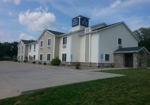 Cobblestone Inn & Suites - Bloomfield