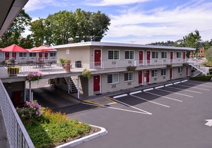 Campus Inn & Suites Eugene Downtown