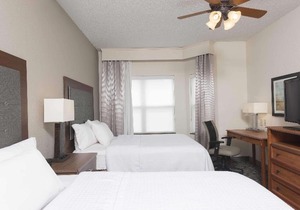 Homewood Suites by Hilton Indianapolis Airport / Plainfield