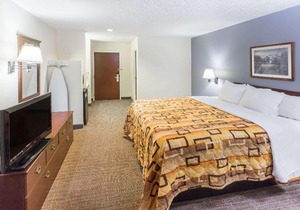 Days Inn by Wyndham Rayne