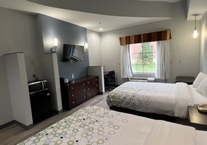 HomeTowne Studios & Suites Washington