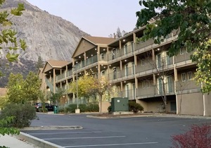 Yosemite View Lodge