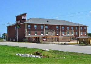 Red River Inn and Suites