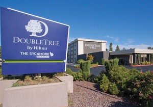 DoubleTree by Hilton Chico