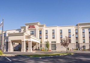 Hampton Inn & Suites Tilton