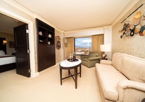 Reno Suites