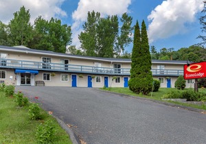 Econo Lodge Lee - Great Barrington