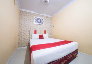 RedDoorz Syariah Near Rsud Ainun Habibie Gorontalo