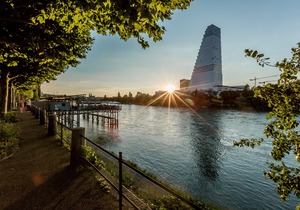 Dasbreitehotel am Rhein