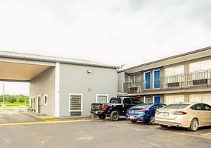Days Inn by Wyndham Carlisle