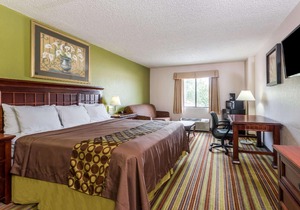 Days Inn by Wyndham Sarasota I-75