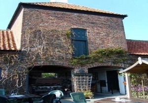 Wolds Village