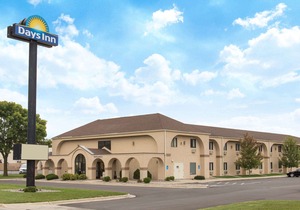 Days Inn by Wyndham Austin