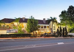 Captain Stirling Hotel