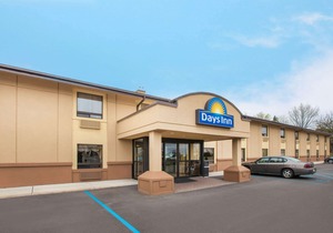 Days Inn by Wyndham Iselin / Woodbridge