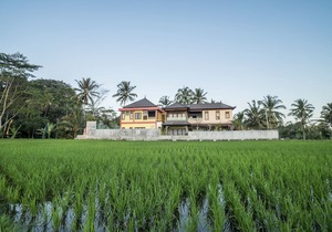 Villa Tanah Carik