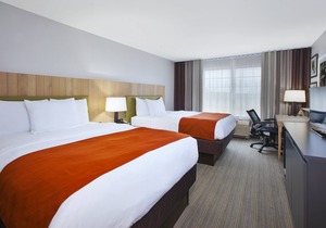 Country Inn & Suites by Radisson, Big Rapids, MI