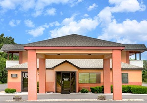 Days Inn by Wyndham Kingdom City