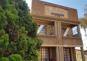 La Picasso Guesthouse