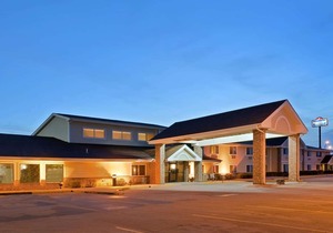 AmericInn by Wyndham Iron River