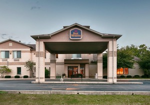 Best Western Chieftain Inn