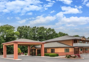 Days Inn by Wyndham Kingdom City