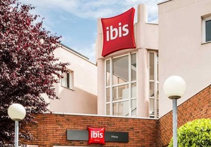 Ibis Massy