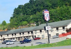 American Elite Inn