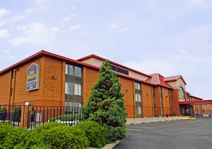 Best Western Luxbury Inn Fort Wayne