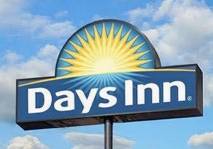 Days Hotel by Wyndham Peoria Glendale Area