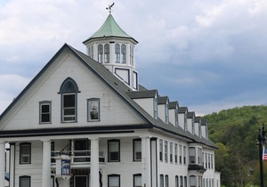 Thayers Inn