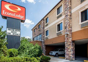 Days Inn by Wyndham Jersey City