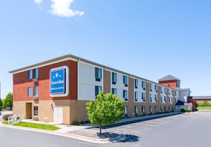 AmericInn by Wyndham Rochester Airport