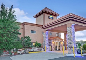 Days Inn by Wyndham Ridgefield NJ