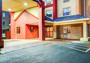 Comfort Inn & Suites Macon North I-75
