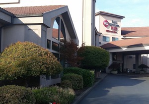 Best Western Plus Mill Creek Inn