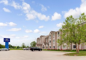 Microtel Inn & Suites by Wyndham Bellevue